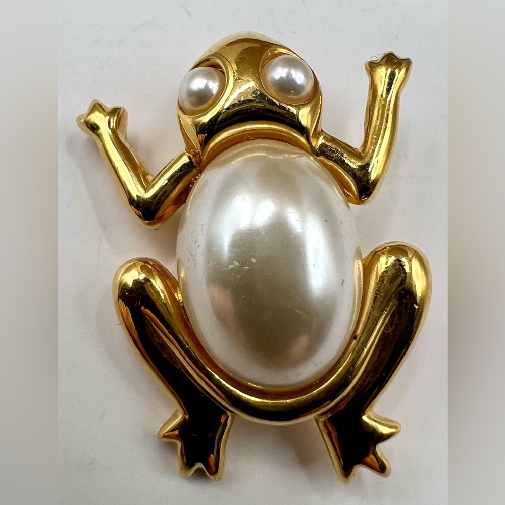 Vintage Napier Faux Pearl Gold Tone Frog Brooch - Picture 5 of 5